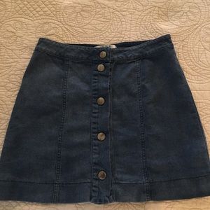 Buttoned up skirt